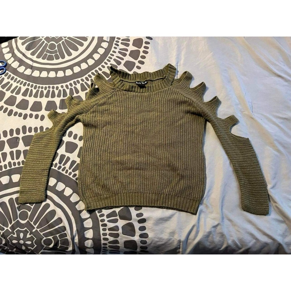 L Sweater